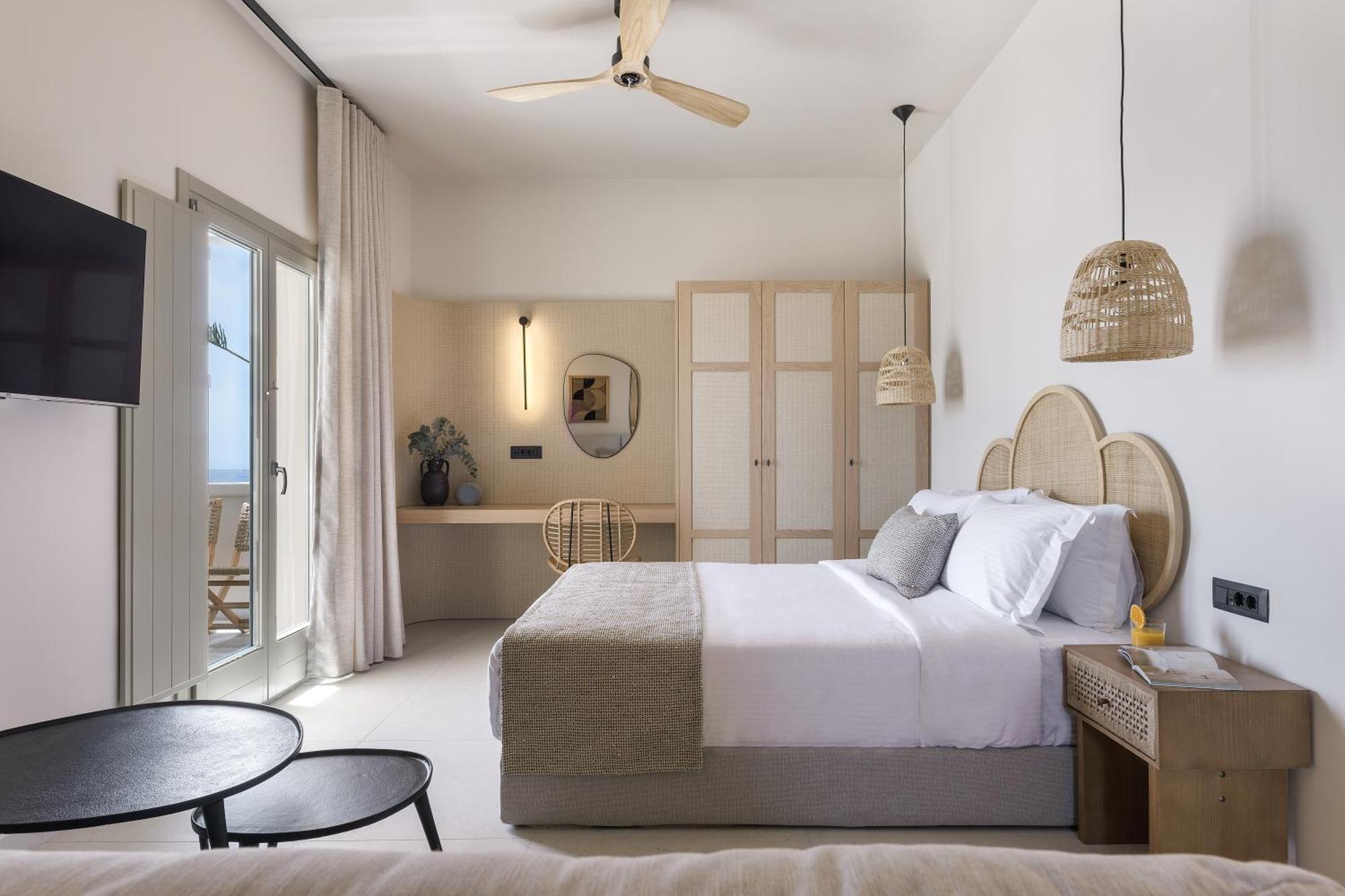 Morfes Luxury Suites By Caldera Houses ฟิรอสเตฟานี ภายนอก รูปภาพ
