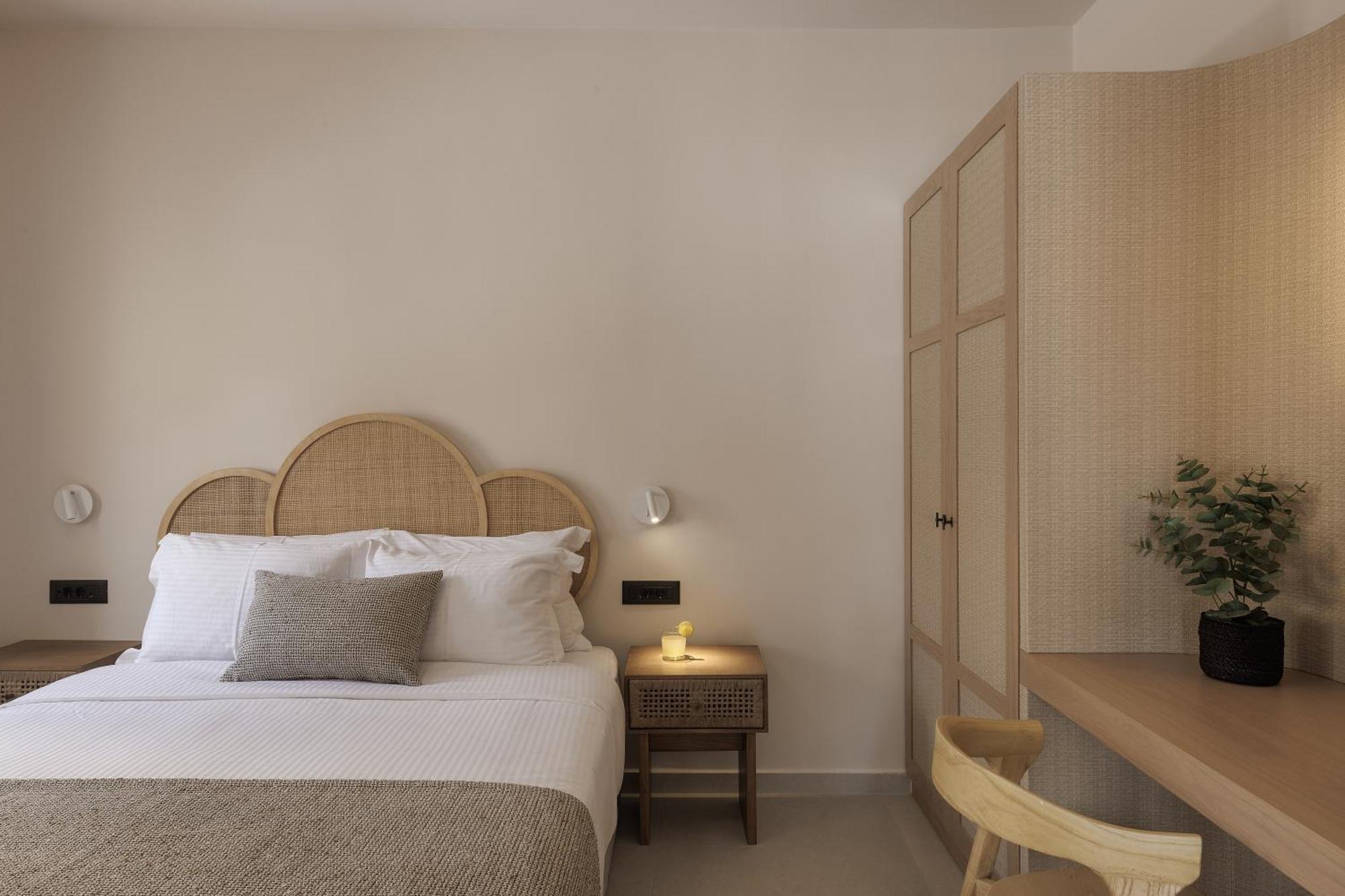 Morfes Luxury Suites By Caldera Houses ฟิรอสเตฟานี ภายนอก รูปภาพ