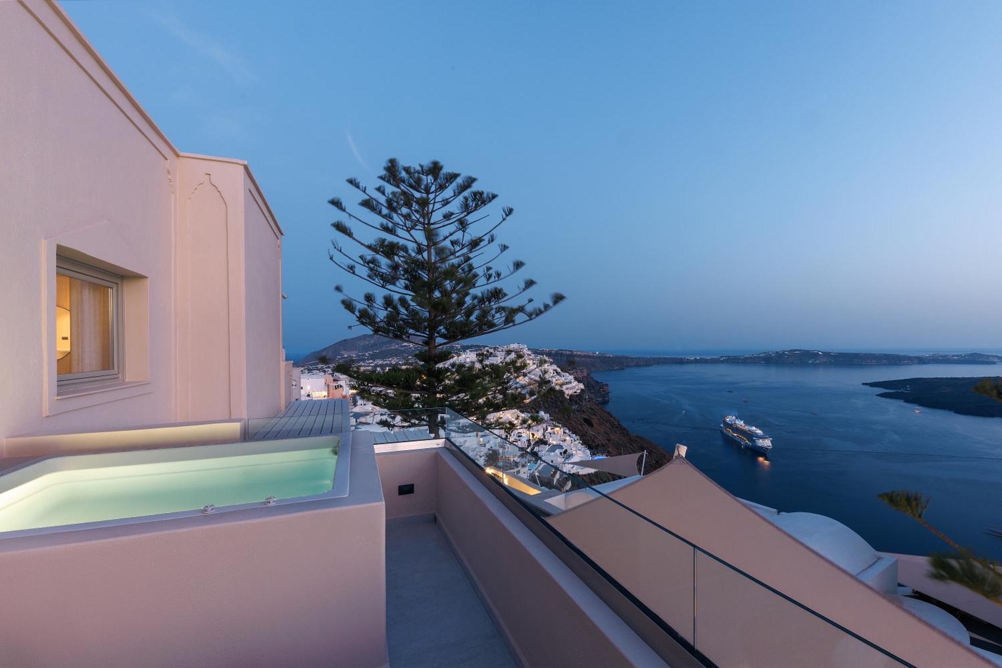 Morfes Luxury Suites By Caldera Houses ฟิรอสเตฟานี ภายนอก รูปภาพ